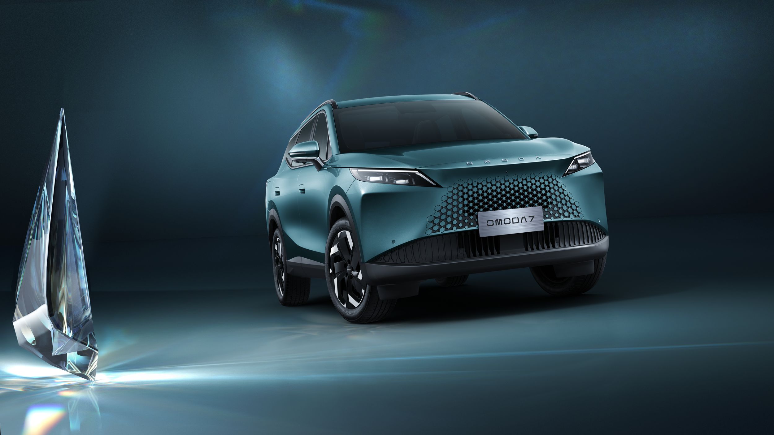 OMODA 7 Green Front Slightly Side